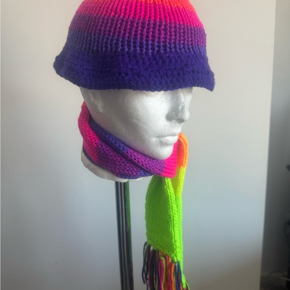 Hand made Rainbow 🌈 hat - Picture 6 of 6